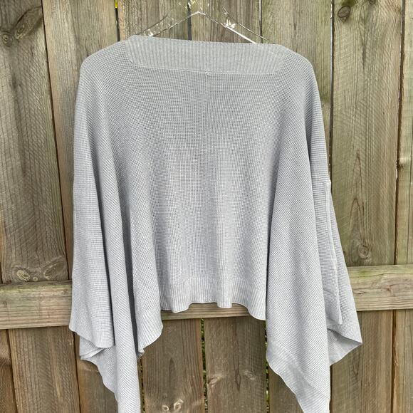 Lululemon Cape Forward Flow Knit Soft Gray One Size Athleisure Yoga Versatile OS - Picture 2 of 10